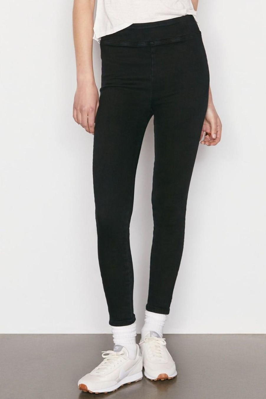 Clothing Frame | The Jetset Skinny Crop - Sheen Noir