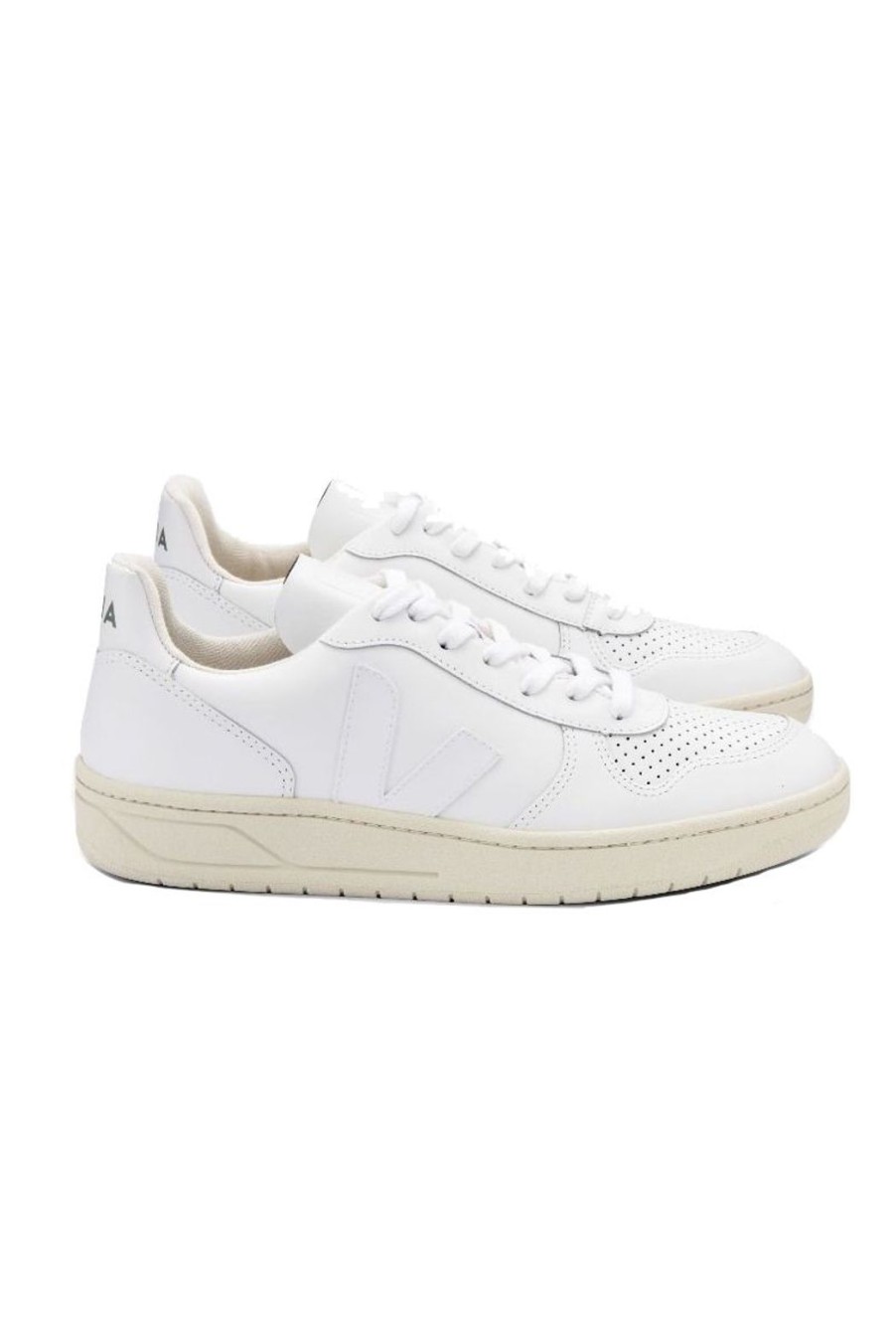 Shoes Veja | V-10 Leather Trainers - White