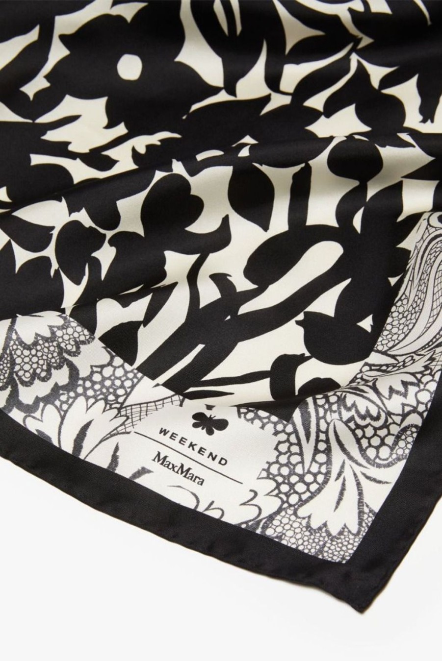 Lifestyle Weekend MaxMara | Onesto Printed Silk Twill Neckerchief - White Black